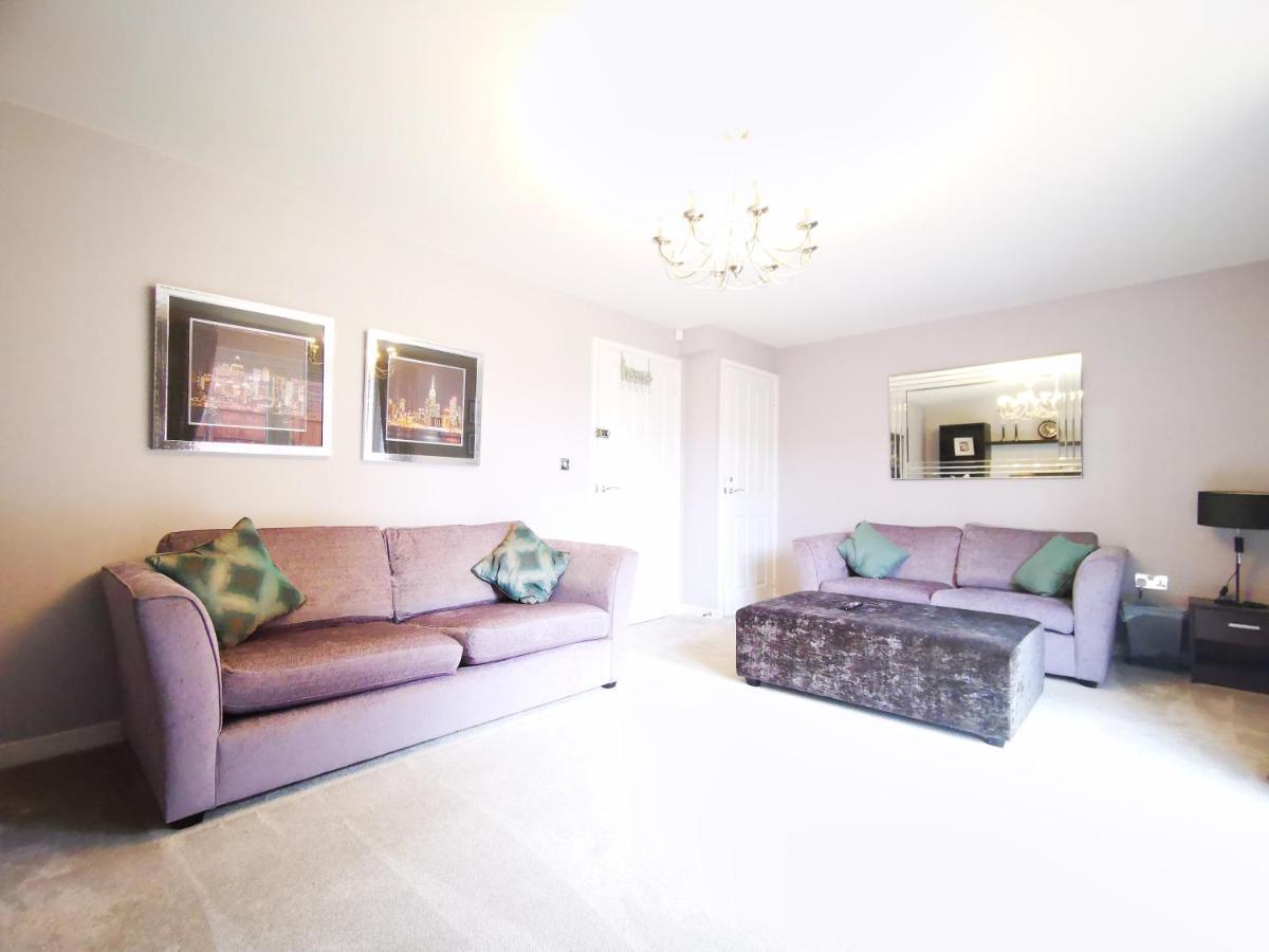 The Lawnswood - Central Manchester Holiday Home With Free Parking エクステリア 写真